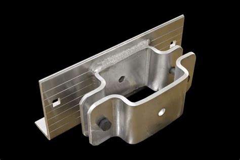 adjustable metal brackets on edge of 2x4 wooden post|4x4 metal post sleeve brackets.